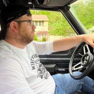 Meet your Posher, Skip